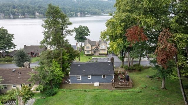 43 Birch Pkwy, Byram Twp., NJ 07871