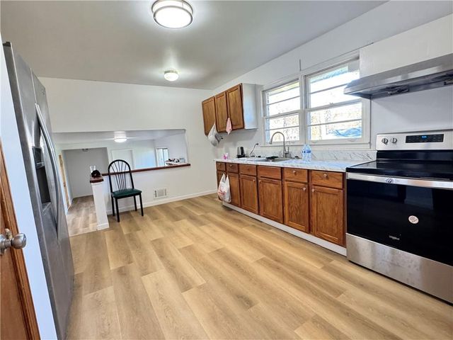 5297 Cardinal Lane NW, Lilburn, GA 30047