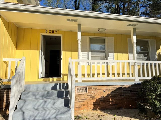 5297 Cardinal Lane NW, Lilburn, GA 30047