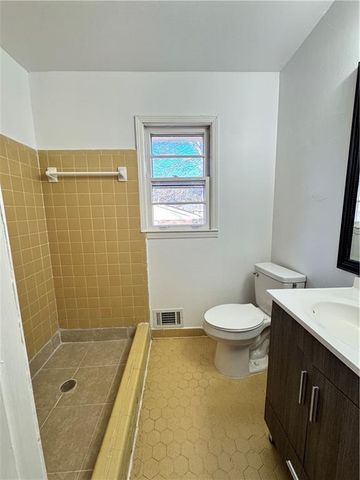 5297 Cardinal Lane NW, Lilburn, GA 30047