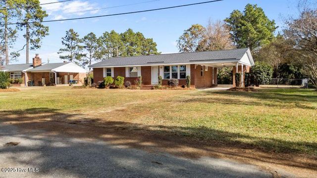 612 Gray Street, Elm City, NC 27822