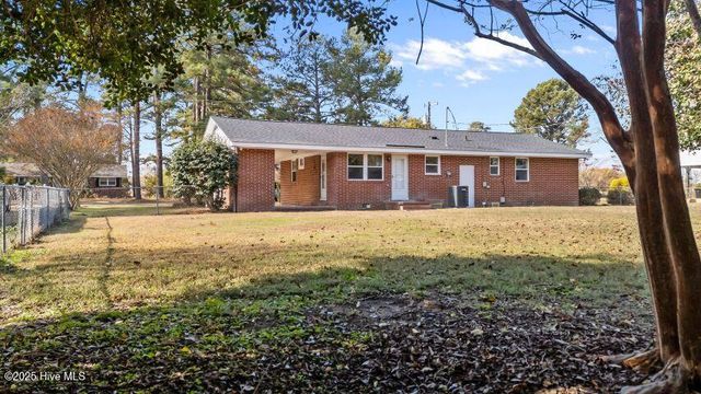 612 Gray Street, Elm City, NC 27822