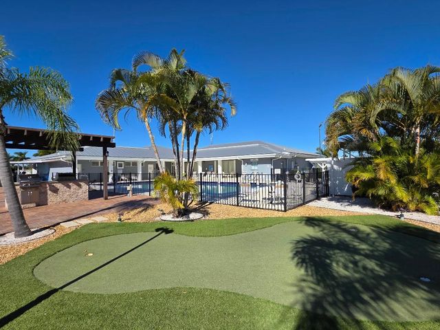 99 Sandhill Boulevard, Fort Pierce, FL 34982