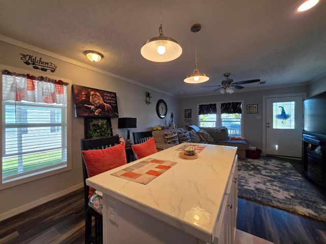 99 Sandhill Boulevard, Fort Pierce, FL 34982