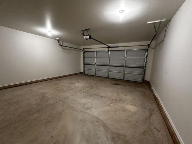 11501 Mackenzie Way, Yukon, OK 73099