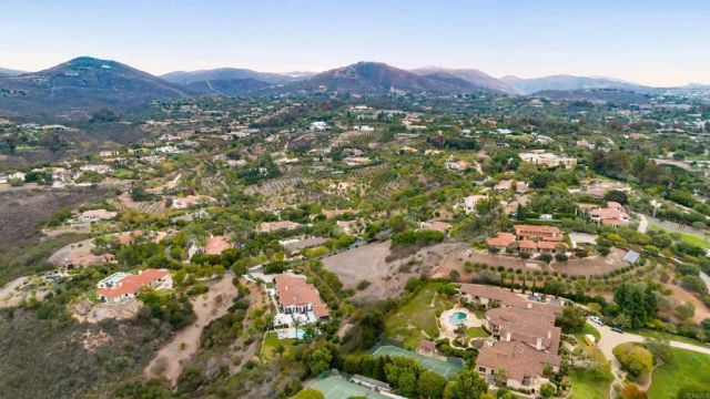 18174 Via Ascenso, Rancho Santa Fe, CA 92067