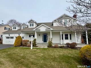 6 Winding Way 6, Trumbull, CT 06611