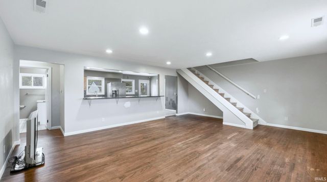14505 Coldwater Road, Fort Wayne, IN 46845