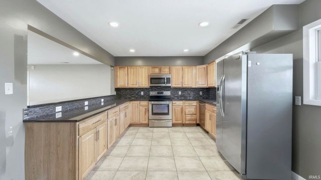 14505 Coldwater Road, Fort Wayne, IN 46845