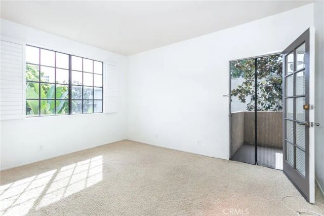 221 S Oak Knoll Avenue 202, Pasadena, CA 91101