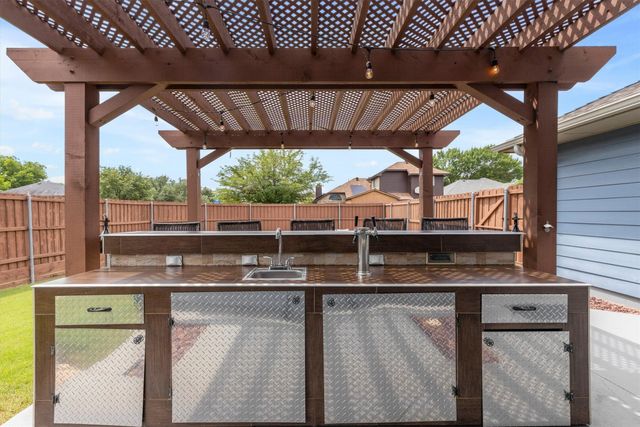 2301 Rockhill Road, Mckinney, TX 75072