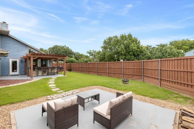 2301 Rockhill Road, Mckinney, TX 75072