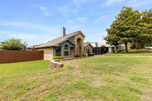 2301 Rockhill Road, Mckinney, TX 75072