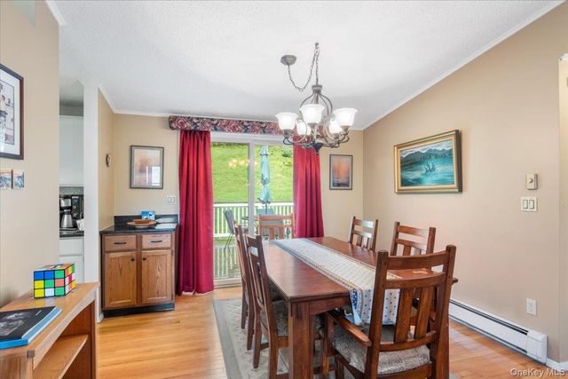 978 W Dover Road, Pawling, NY 12564