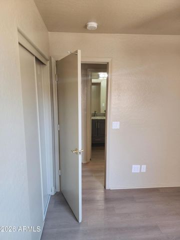 5409 S 15TH Way SE, Phoenix, AZ 85040