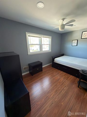 140 Coolidge Avenue, Sayreville, NJ 08859