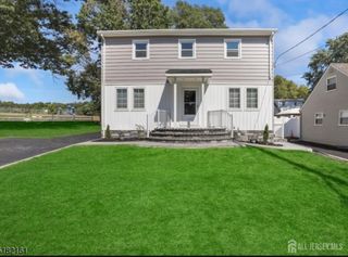 140 Coolidge Avenue, Sayreville, NJ 08859