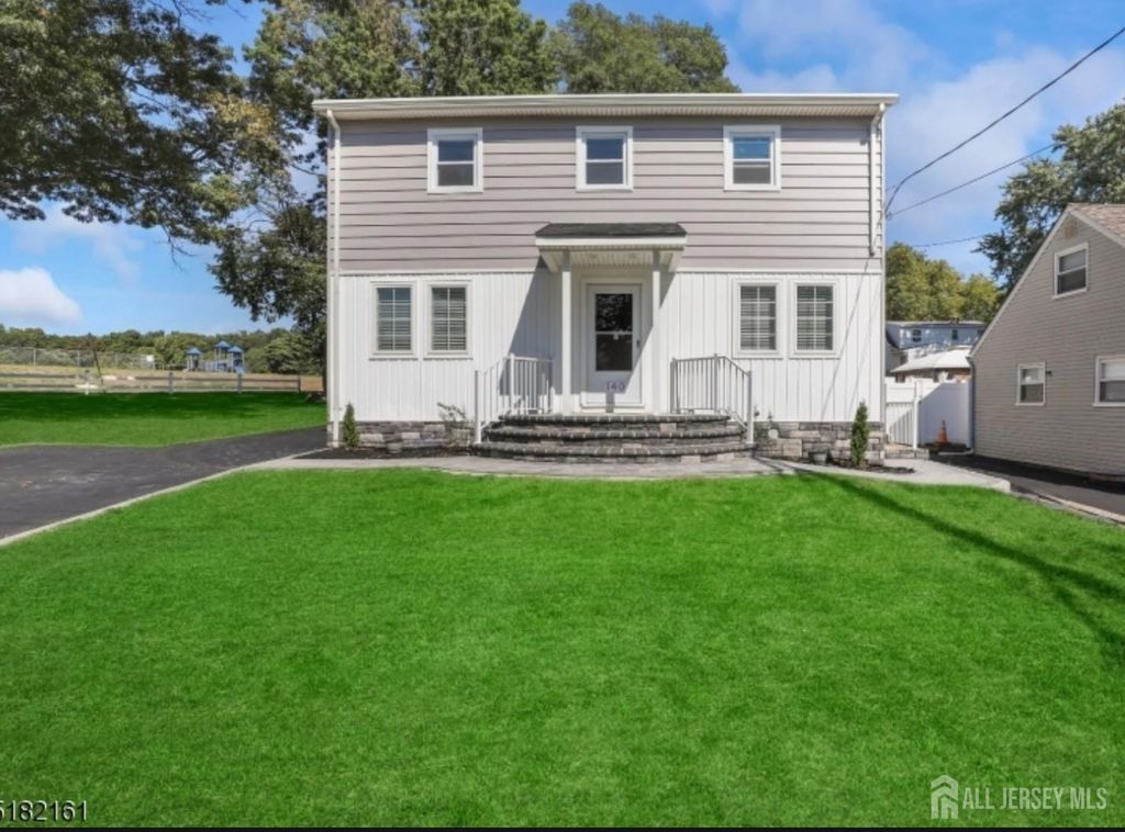 140 Coolidge Avenue, Sayreville, NJ 08859