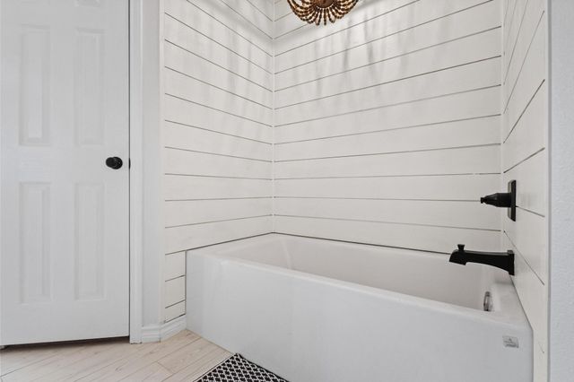 216 Bent Oak Drive, Pottsboro, TX 75076