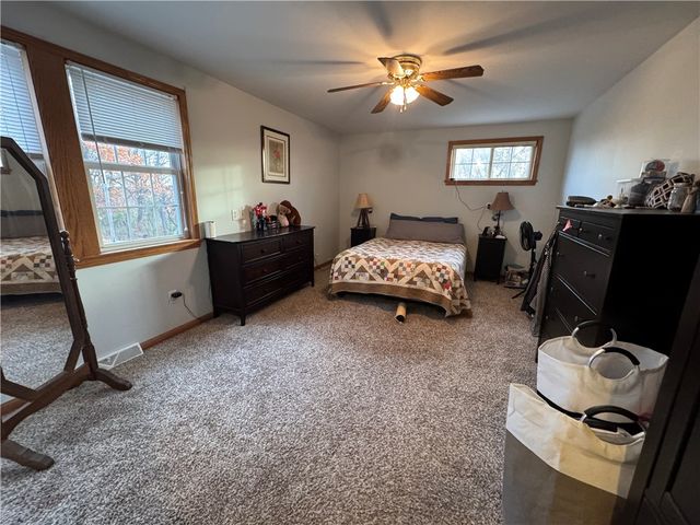 526 E River Rd, Mahoning Twp, PA 16116