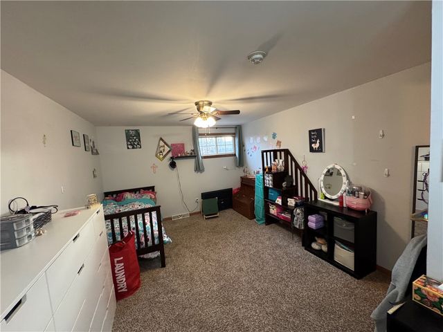 526 E River Rd, Mahoning Twp, PA 16116