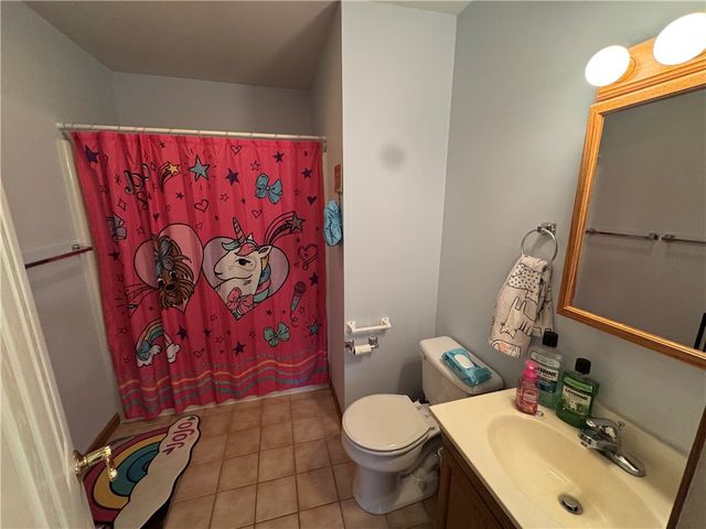 526 E River Rd, Mahoning Twp, PA 16116