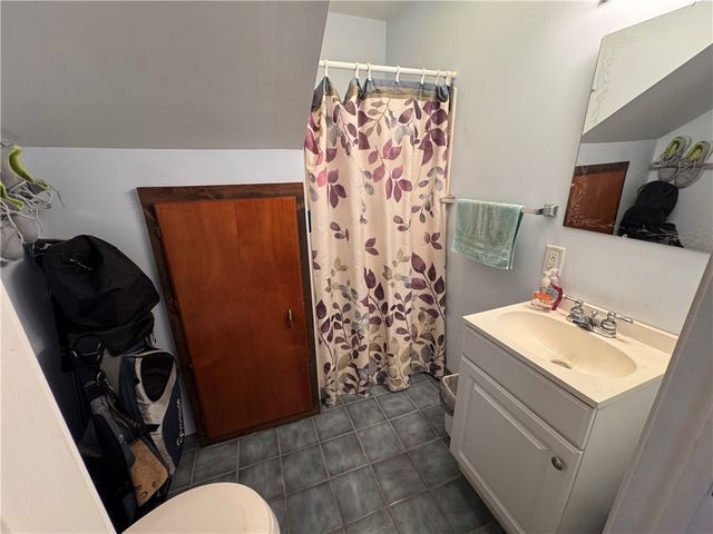 526 E River Rd, Mahoning Twp, PA 16116