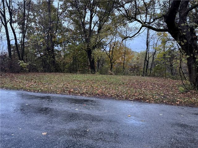 526 E River Rd, Mahoning Twp, PA 16116