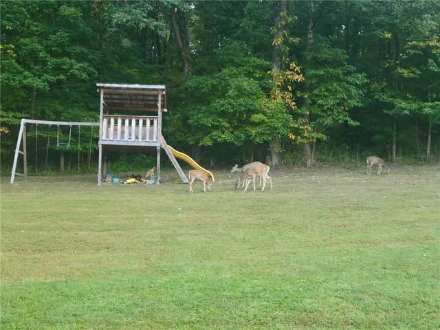 526 E River Rd, Mahoning Twp, PA 16116