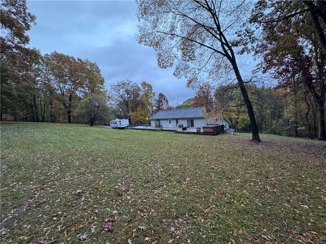 526 E River Rd, Mahoning Twp, PA 16116