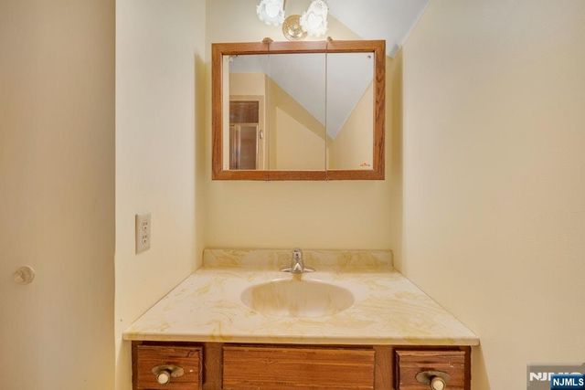 191 Pershing Road, Clifton, NJ 07013