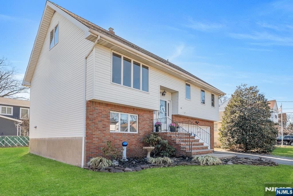 191 Pershing Road, Clifton, NJ 07013