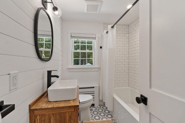 100 Butternut Circle, Concord, MA 01742