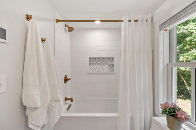 100 Butternut Circle, Concord, MA 01742