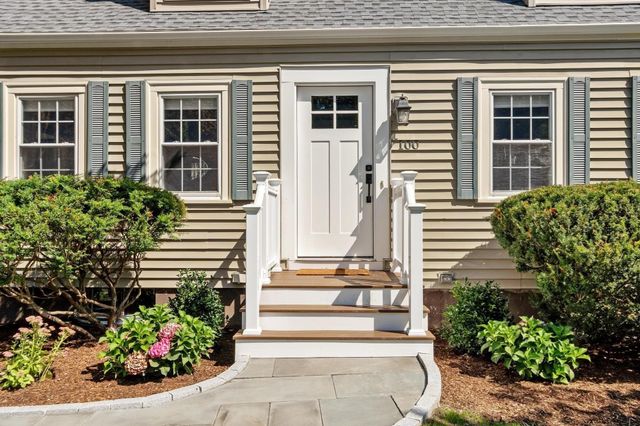 100 Butternut Circle, Concord, MA 01742
