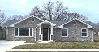 340 N Berrien Street, New Buffalo, MI 49117