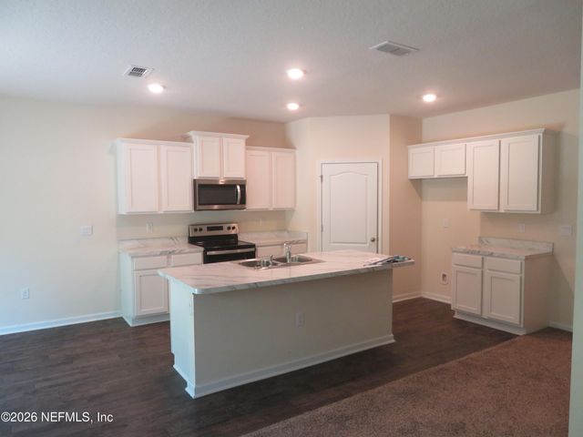 2482 OAK STREAM Drive, Green Cove Springs, FL 32043