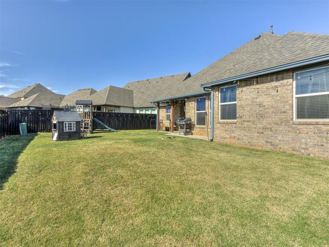 12904 NW 140th Terrace, Piedmont, OK 73078