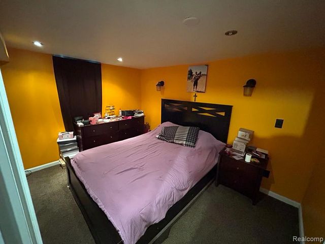 1011 Harrison Blv, Lincoln Park, MI 48146