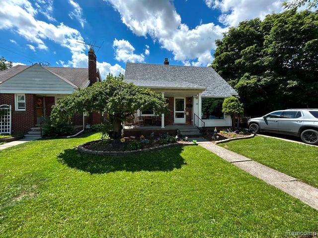 1011 Harrison Blv, Lincoln Park, MI 48146