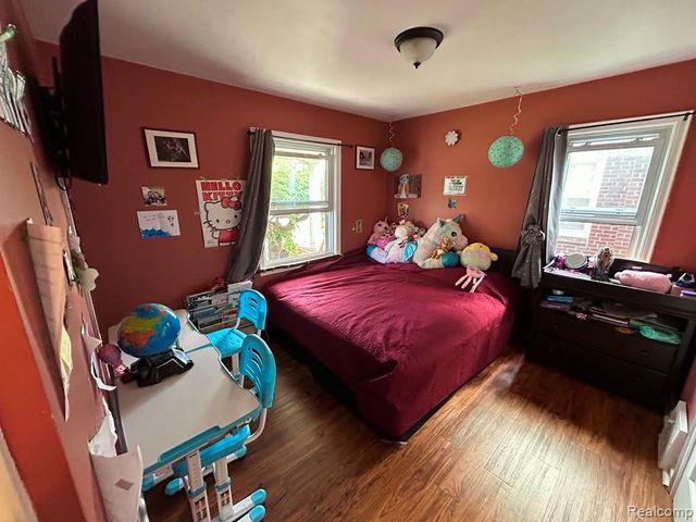 1011 Harrison Blv, Lincoln Park, MI 48146
