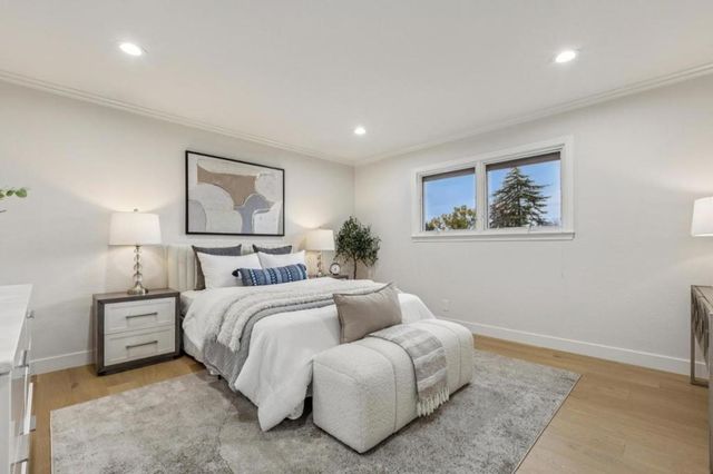 12044 Saraglen Court, Saratoga, CA 95070