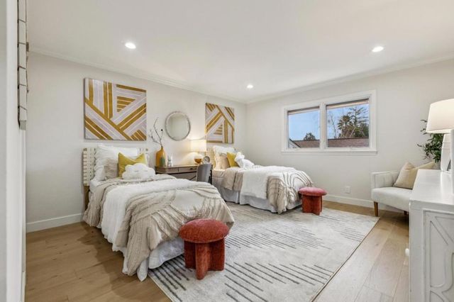 12044 Saraglen Court, Saratoga, CA 95070