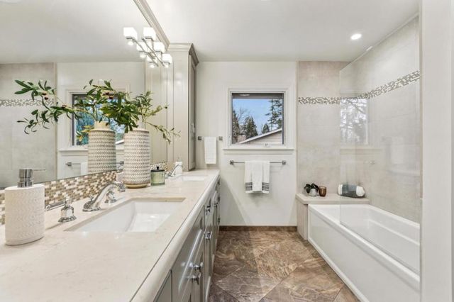 12044 Saraglen Court, Saratoga, CA 95070