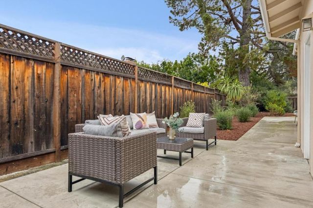 12044 Saraglen Court, Saratoga, CA 95070