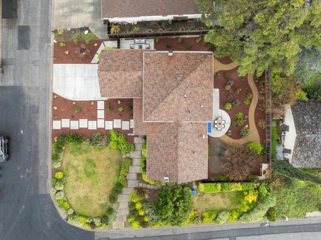 12044 Saraglen Court, Saratoga, CA 95070