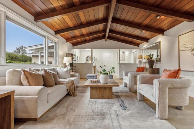 12044 Saraglen Court, Saratoga, CA 95070