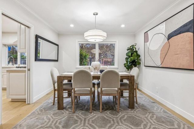 12044 Saraglen Court, Saratoga, CA 95070