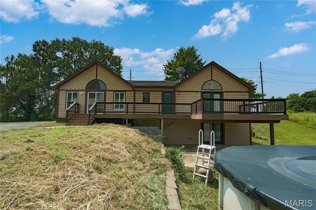 5171 Old Alton Edwardsville Road, Edwardsville, IL 62025