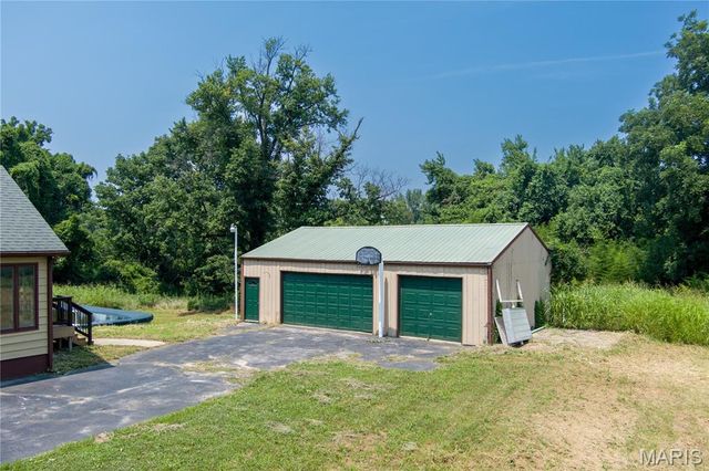 5171 Old Alton Edwardsville Road, Edwardsville, IL 62025